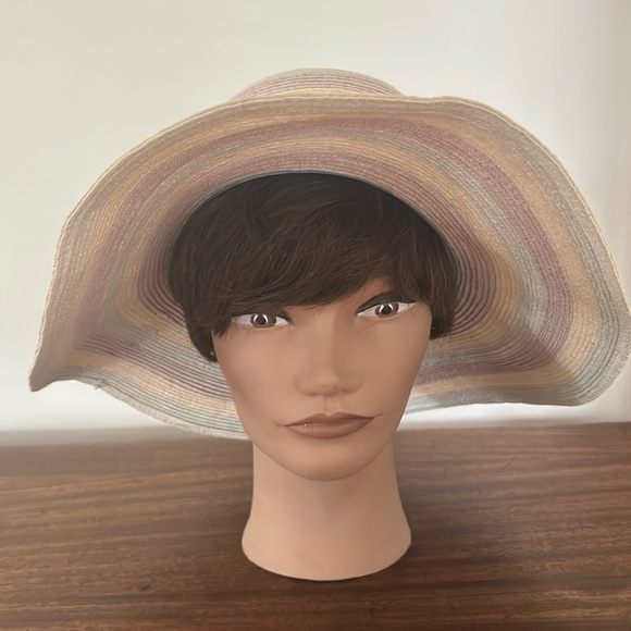 Summer Hat - Picture 1 of 4